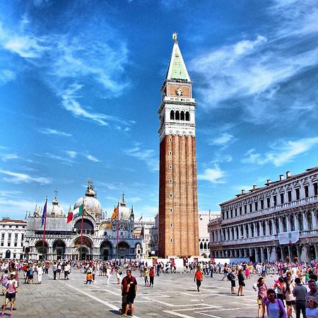 ונציה Raggio Di Sole Dietro Piazza San Marco מראה חיצוני תמונה