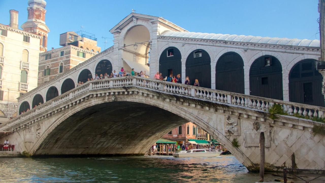 ונציה Raggio Di Sole Dietro Piazza San Marco מראה חיצוני תמונה